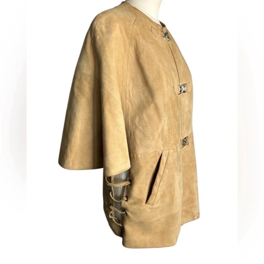 70’s Daniel Phillipe suede leather cape coat - Picture 4 of 6